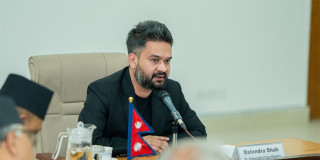 विपद् सङ्कटग्रस्त क्षेत्रका जनप्रतिनिधिसँग प्रधानमन्त्री शाहको छलफल