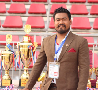खेलमा भएको राजनीति बन्द गरौं 