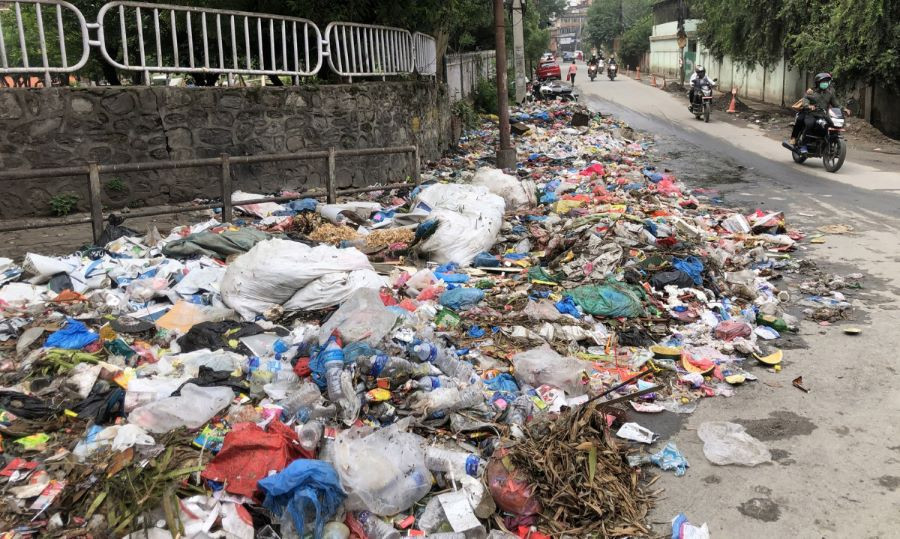 काठमाडौंका सडकमा थुप्रिएका सबै फोहाेर व्यवस्थापन