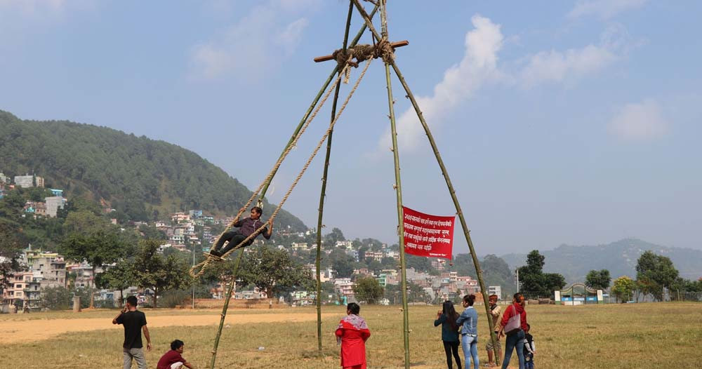 हराउँदै मौलिक संस्कृति