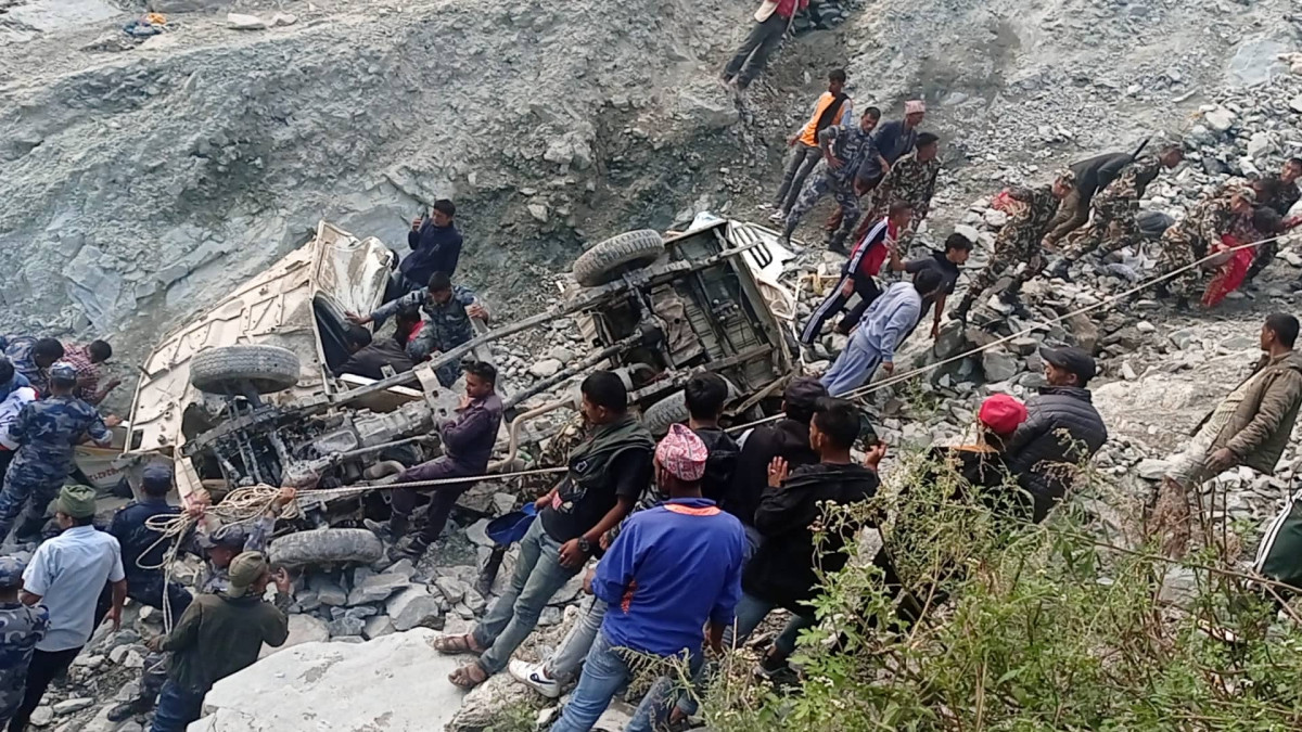 जिप दुर्घटनामा छ जनाको मृत्यु