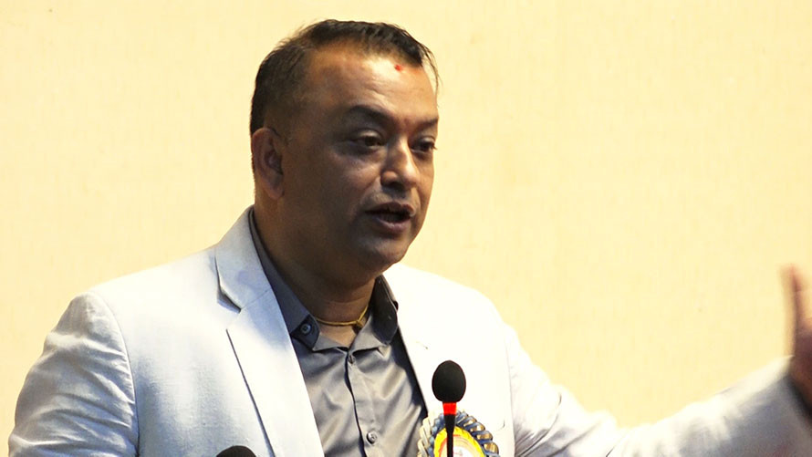 २०४६ पछि उच्च ओहोदामा बसेका सबैको सम्पत्ति छानबिन गरौं : गगन थापा