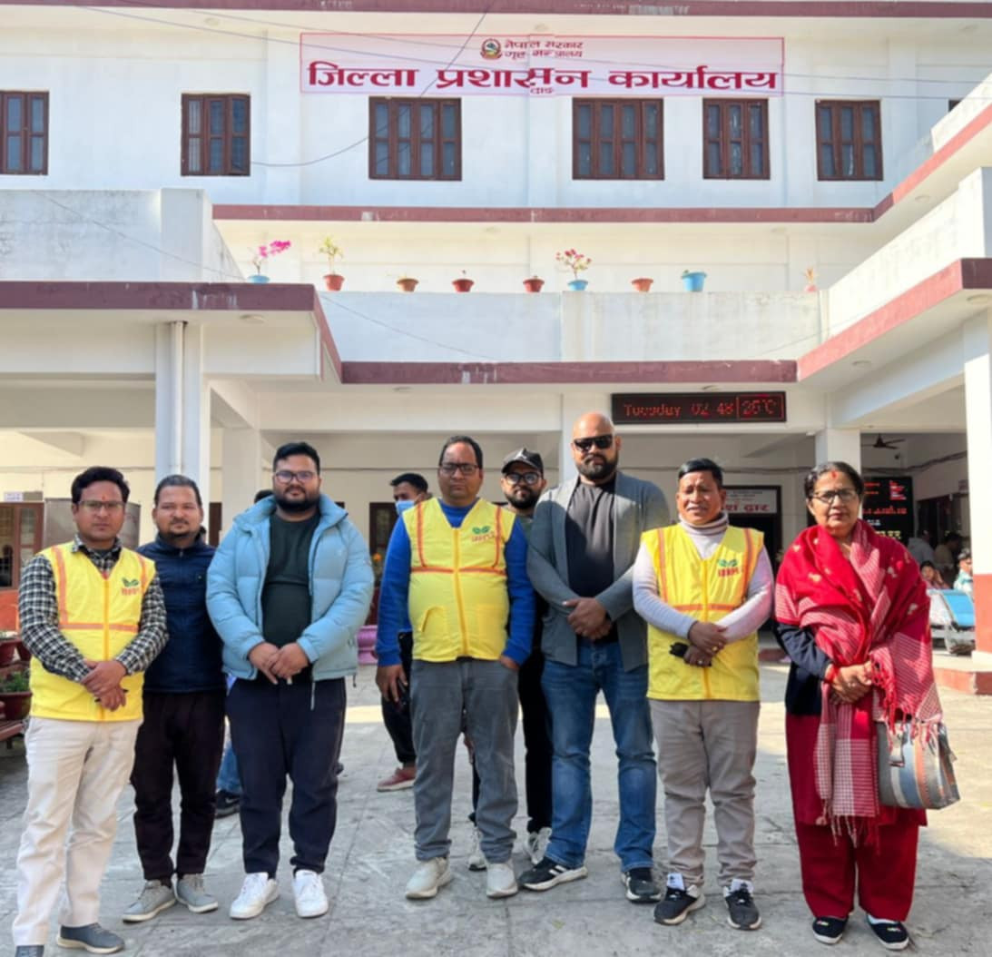 सामाजिक सञ्जाल विधेयक मानव अधिकार मैत्री बनाउन शान्ति समाज द्वारा जिल्ला प्रशासनमा प्रदर्शन ।