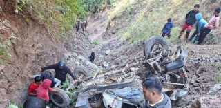 रुकुम पश्चिममा जीप दुर्घटना हुँदा दुई जनाको मृत्यु, नौ जना घाइते